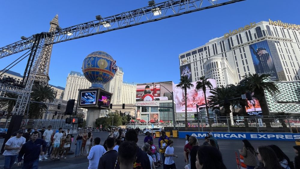 From the Grid to the Green: Experiencing the F1 Las Vegas Grand Prix the Elevated Way